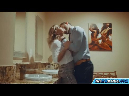 ❤️ When a busty blonde seduces you in a public toilet ❤️ Porno at en-gb.analizatorkrovi.ru